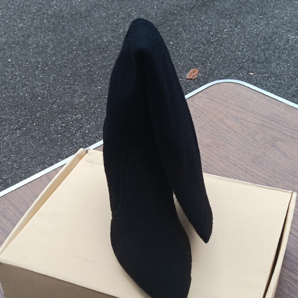 Elegant Black Women's Shoes